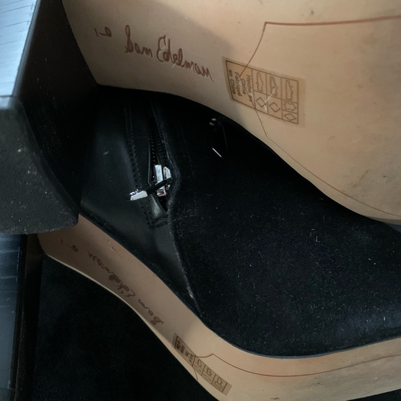 Sam Edelman black suede ankle Boots - Picture 10 of 11